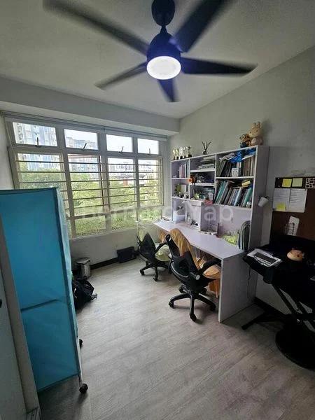 4 Room (4A) HDB for Sale in  266C Compassvale Bow - Image 2